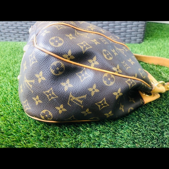 Authentic Louis Vuitton. - Picture 15 of 15
